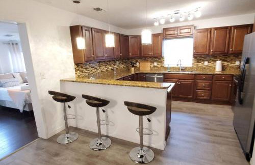 Bungalow DT by Lake Eola KIA center Sleeps 12 - Foto 14