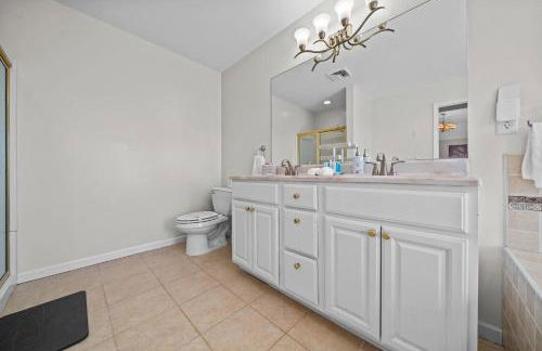 Spacious 6 BR Villa - Serene Scenic Mountain Escape - Foto 34