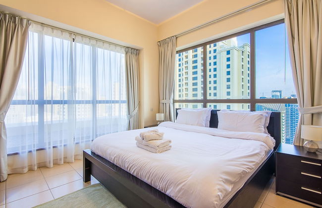 Jbr Very Cozy 2 Br Apartment High Floor Sea View - Foto 4