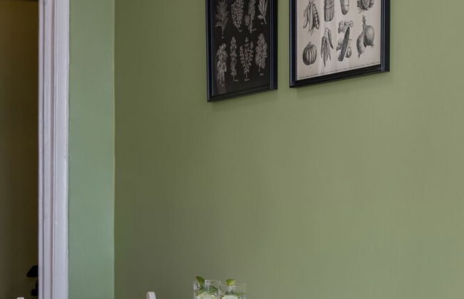 Designer Flat for 4 Heart of Bucharest Kitchen - Foto 13