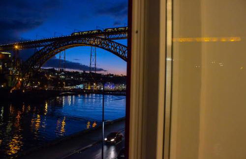 Red House by the River - Foto 13