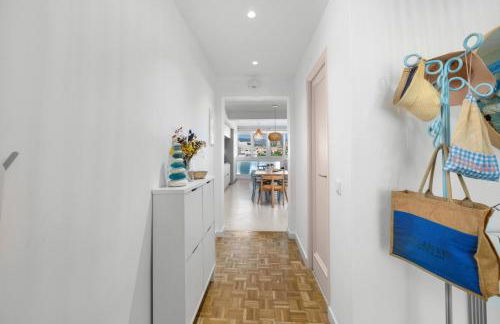 Top Quality Long Rent, Beach City Comfort - Photo 42