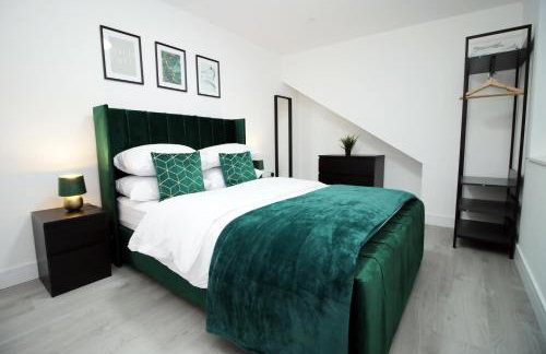 New Cardiff Bloc Exclusive Apartments By Prime Stays - Shops and Parking - Great for Groups and Families - Foto 63