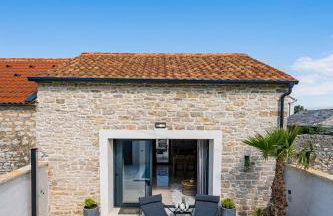 Stone House with pool Poeta - Foto 9