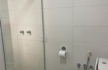 Apt Pé na Areia Floripa - Praia dos Açores - Churrasqueira na Varanda e Piscina - Foto 26