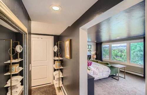 Spacious Suite Mtn Views Peaceful & Private - Foto 8