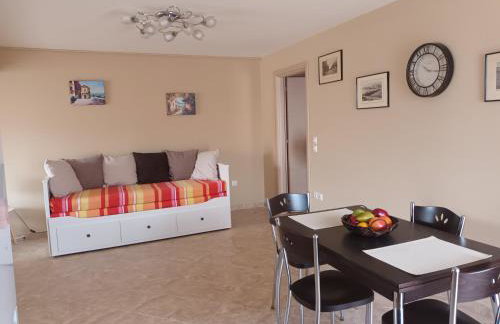 LIVIERATOS APARTMENTS - Photo 2