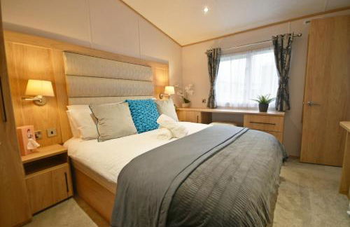 Pendle View Retreat - Holiday Park - Photo 15