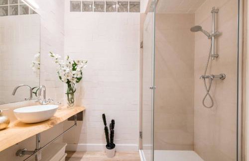 Stylish Loft at Madrid's Heart, Chueca - Foto 24