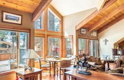 Luxury Incline Village Cabin w Lake Views Game Room Firepit Beach Access - Foto 16