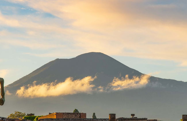 Private Helicopter Tour of Pompeii & Vesuvius - Photo 1