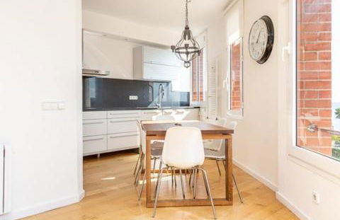 Idyllic apartment in BCN beach - Photo 17