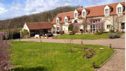 Maison spacieuse avec jacuzzi à Saint-Georges-sur-Baulche - Foto 1