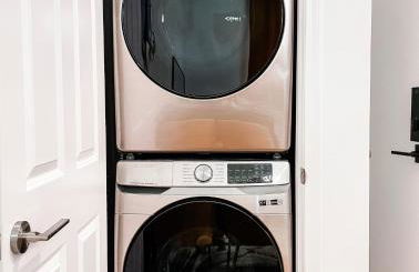 Dolly's Yacht Club - Cozy Retreat Near Broadway - Foto 39