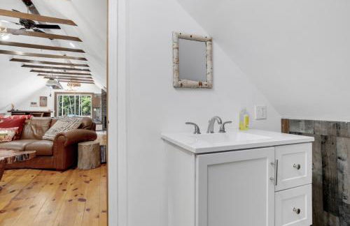 Rustic Lakehouse - Firepit & Funhouse - Foto 28