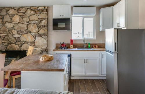 Cozy 1BR Guest House with Mountain View in Simi Valley - Foto 6