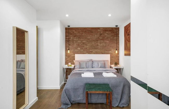 Livestay- Trendy 1bed With Balcony in Westminster - Photo 1