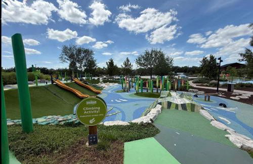 Entire studio with full kitchen and in-unit laundry - Foto 19