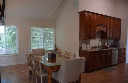 Lazy Lake Life Awaits! - Foto 34