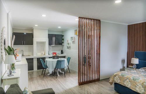 Pineapple Studio - Photo 16