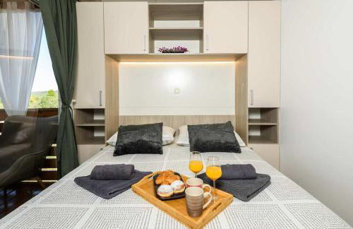 Cozy and Chic Little House with pool Ivinj - 5 - Foto 24