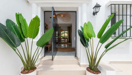 VACATION MARBELLA I Villa Sirio, Golf-Front Villa, Private Heated Pool, Privacy, 10 min from Puerto Banus - Foto 5