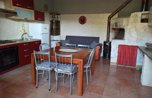 La terra dei ciliegi tra l'Etna e il mare di Taormina - Foto 24