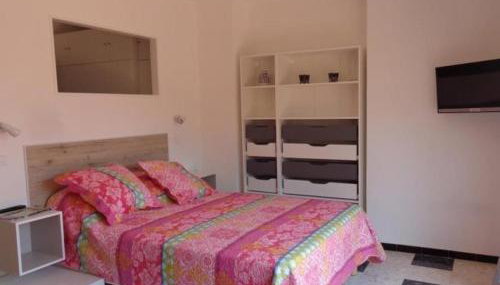 Charmant F1 avec terrasse et garage, proche cures et centre-ville d'Amélie-les-Bains. - FR-1-703-73 - Foto 5