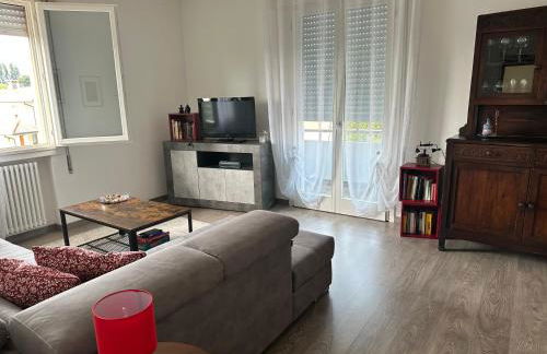 Emilio's House Located in a Quite and Residential Area - Foto 1