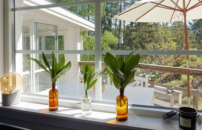 4 Person Holiday Home in Djurhamn - Photo 5