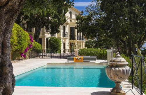 Luxurious Villa Overlooking Monaco - Foto 1