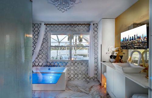 Stunning House with Beautiful Lake View - Foto 67