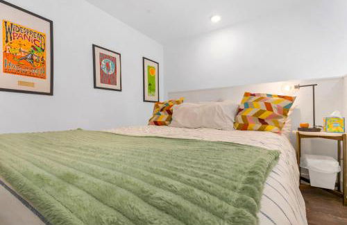 Austin Stylish Studio - Foto 62