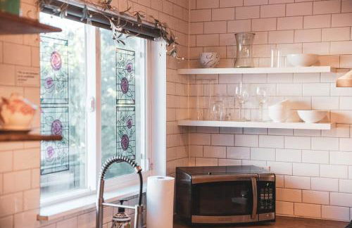 Modern & Airy Silver Lake 2bedroom 2 bath Front House - Photo 57