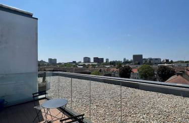 Modern 2 bed flat with balcony - Foto 4