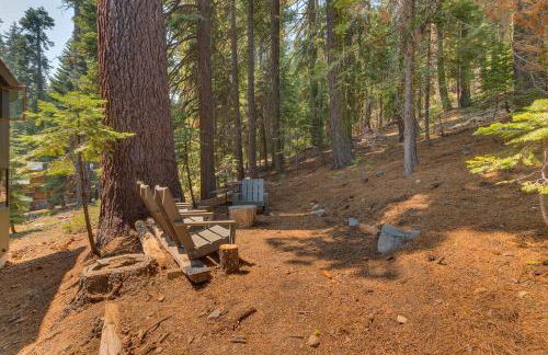 Mod Haus by Tahoe Getaways - Mountain Modern West Shore Home w Private Beach and Pier, Near Skiing - Foto 17