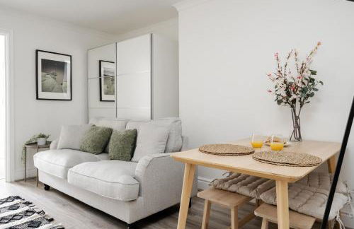 Central L1 Stay, Close to all Attractions, Parking Nearby - Foto 15