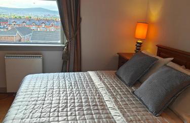 Bright Characterful 2-Bed Apt ORMEAU ROAD - Foto 4