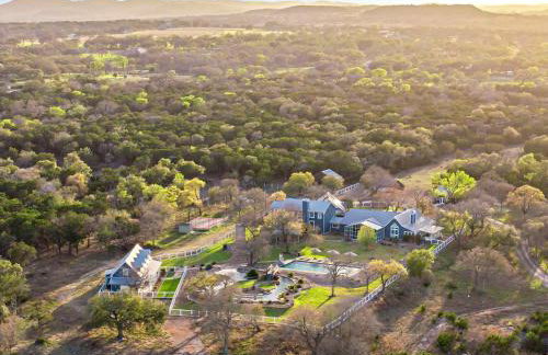 Lazy River Ranch - Pool, Golf, Swim-up Bar, Pickleball - Foto 70