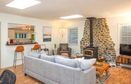 Summit Sanctuary! Redwoods! Fire Table!! BBQ Grill! Fast WiFi!! Dog Friendly! - Foto 1