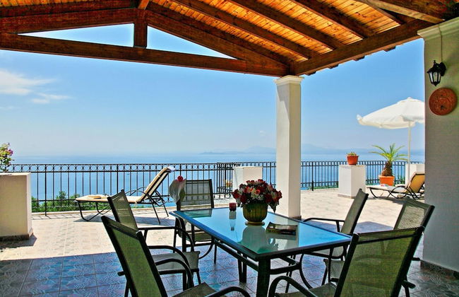 Villa Alexandros in Nisaki - Photo 35