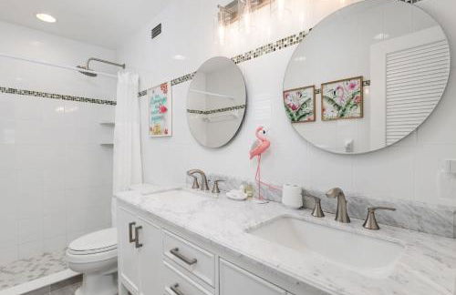 Breakers West C2 - Gorgeous Top Floor Beach Condo - Photo 9