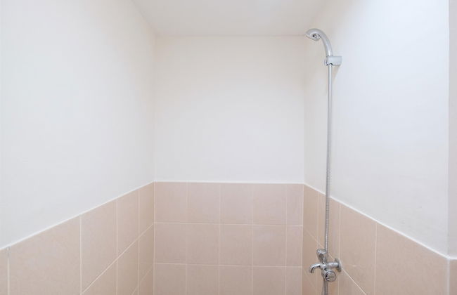 Comfort 2BR at 6th Floor Podomoro Golf View Apartment - Foto 19