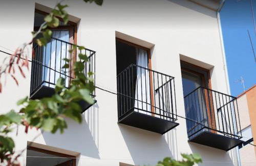 Slow Home Apartments - Photo 75