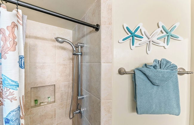 Maui Sunset by Maui Rental Group - Photo 31