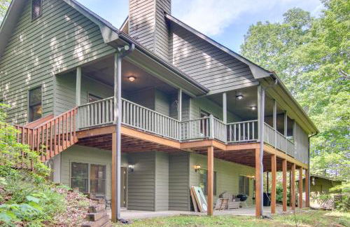 Relaxing Saluda Home Near Waterfall Trails! - Foto 1