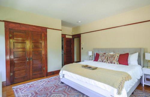 1907 Stone House - King Bed, Office, Crib, Toys - Foto 31