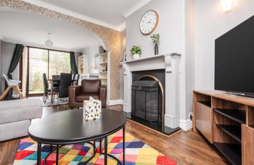 Elegant 3-Bedroom Manchester Retreat Free Parking KeenzChillz - Foto 17