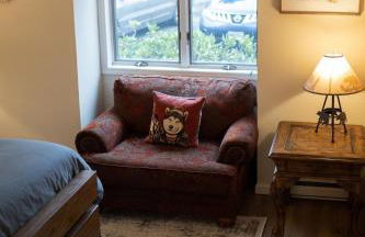 NEWLY REMODELED FOUR BEDROOM All SEASON CONDO W MOUNTAIN VIEWS - Foto 30