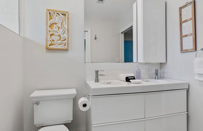 Kadima Kottage 2 Bedroom Home by RedAwning - Photo 27